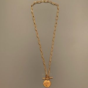 Gold coin necklace ⭐